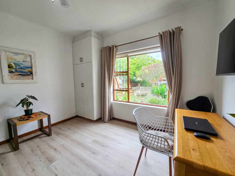 3 Bedroom Property for Sale in Stilbaai Wes Western Cape